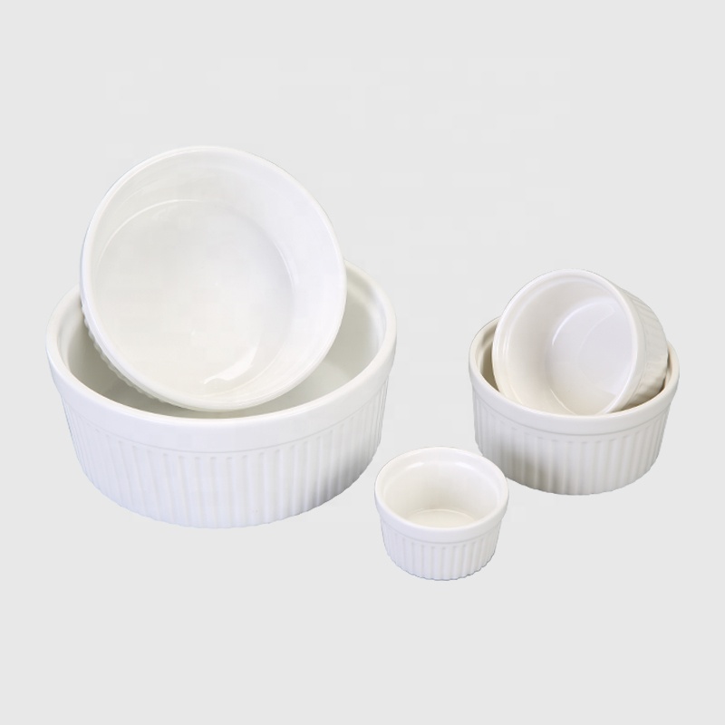 Wholesale home kitchen multi-size round cake ramekin cheap ceramic bakeware ceramic bowl porcelain ramekin