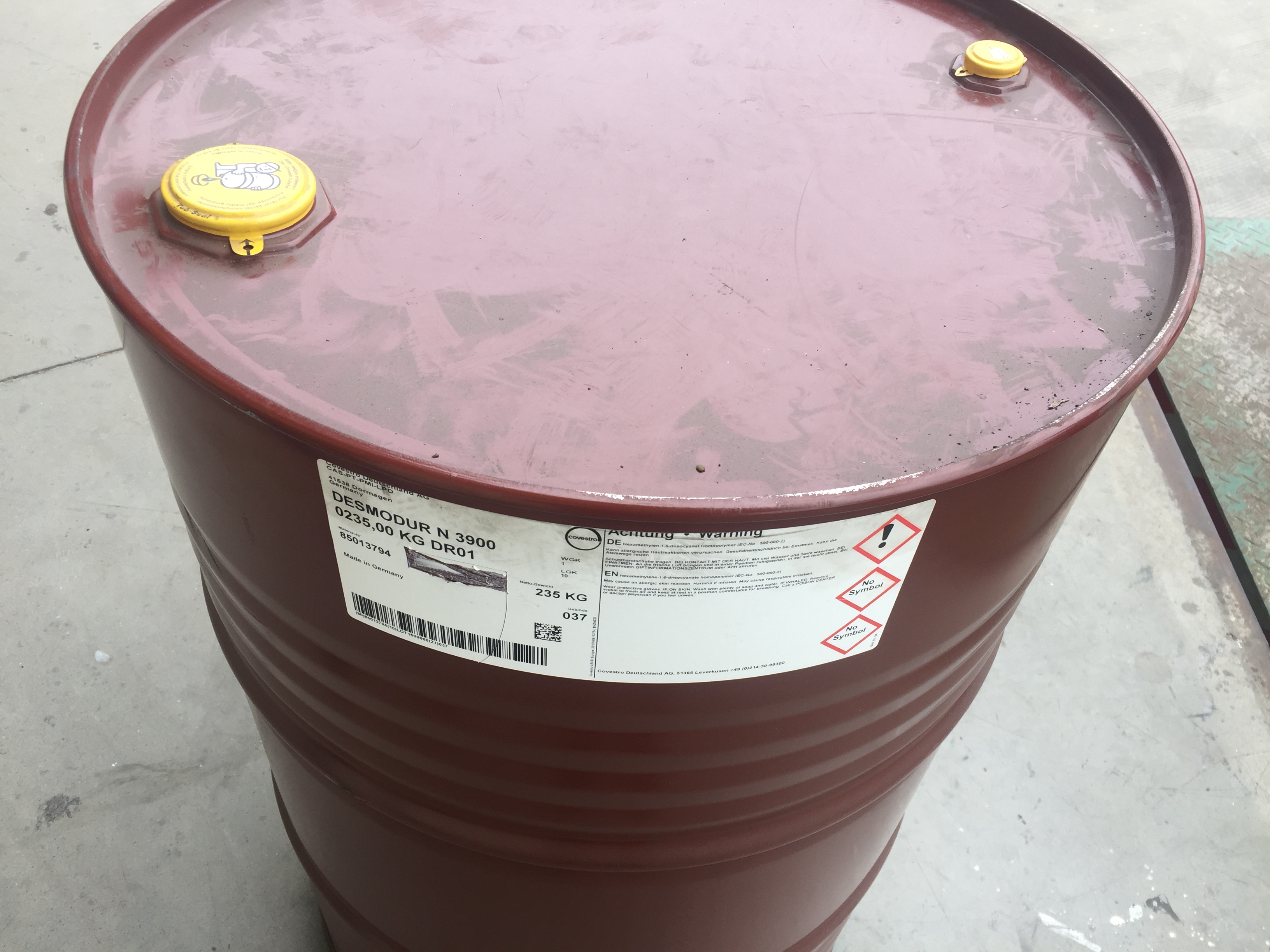 low viscosity solvent-free  weather proof  aliphatic polyisocyanate based on HDI  suitable for waterborne 2K PU N 3900