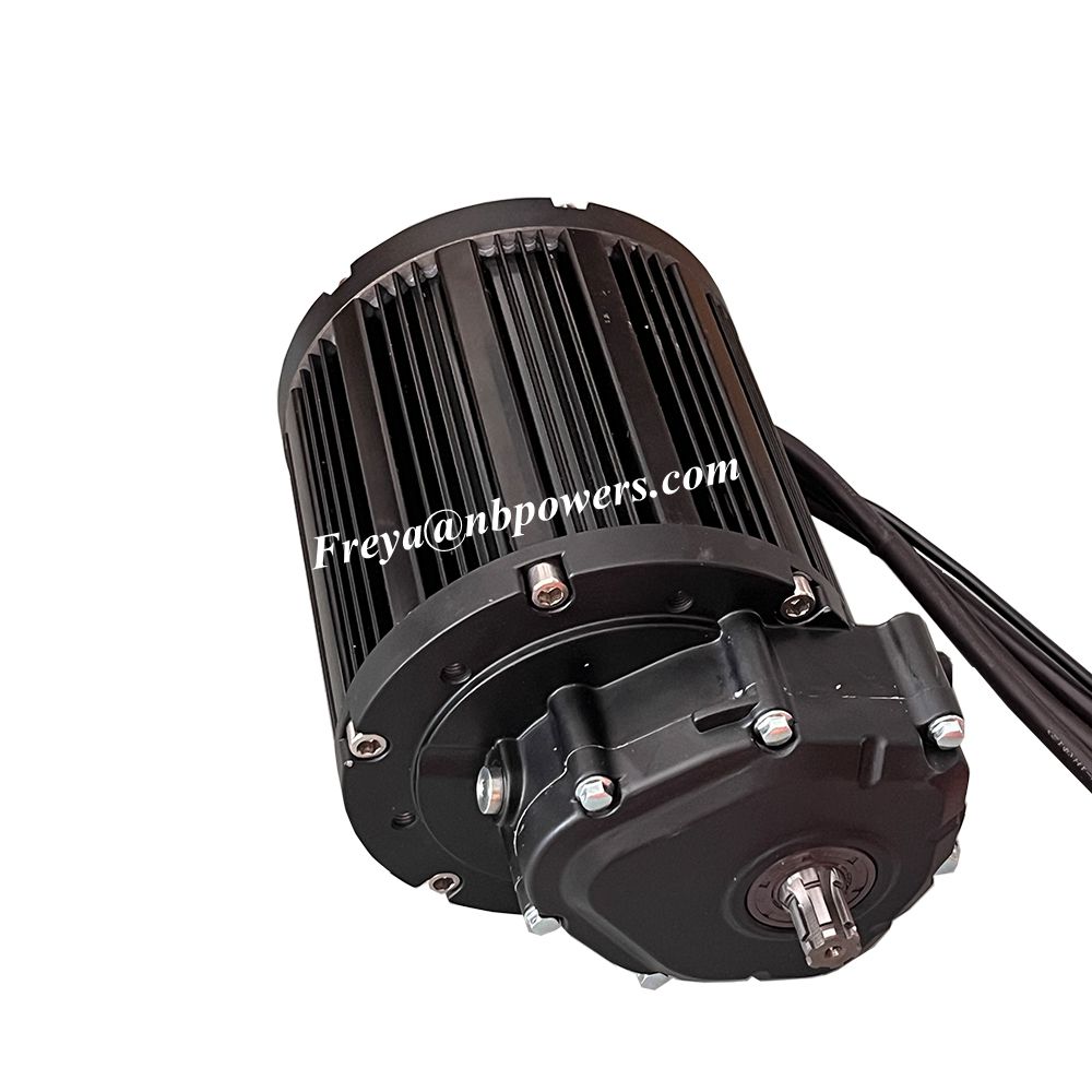 Средний приводной двигатель QS 138 90H V4 72V4000W для мотоцикла