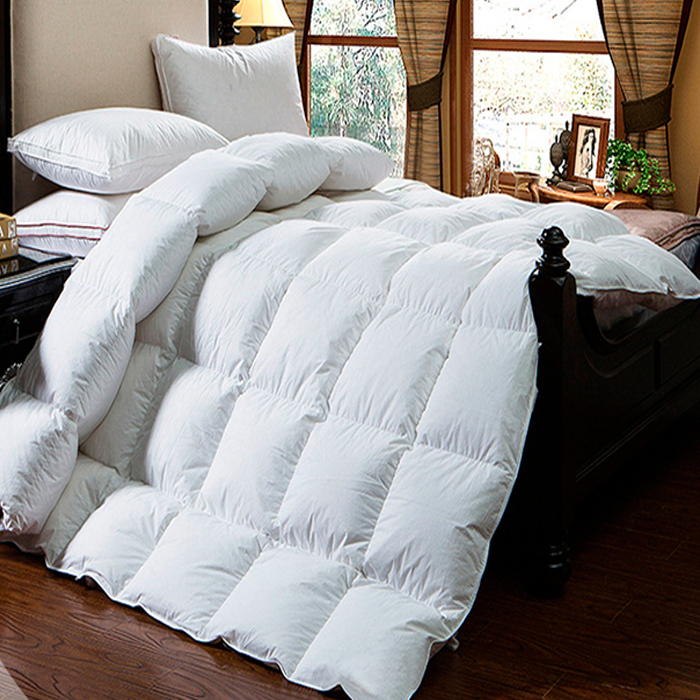 Customized white duvet king size luxury bedding sets 7 pieces queen bed comforter set