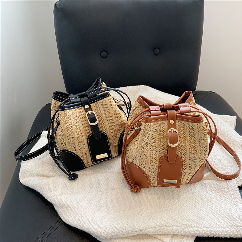 Popular Small Bucket Bag Women New Fashion Ladies Straw Woven Crossbody Bag