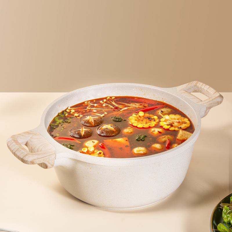 Yongkang Factory Best Selling Boreine Kitchen Items Bouillon and Soup Pots Porcelain For Cooking