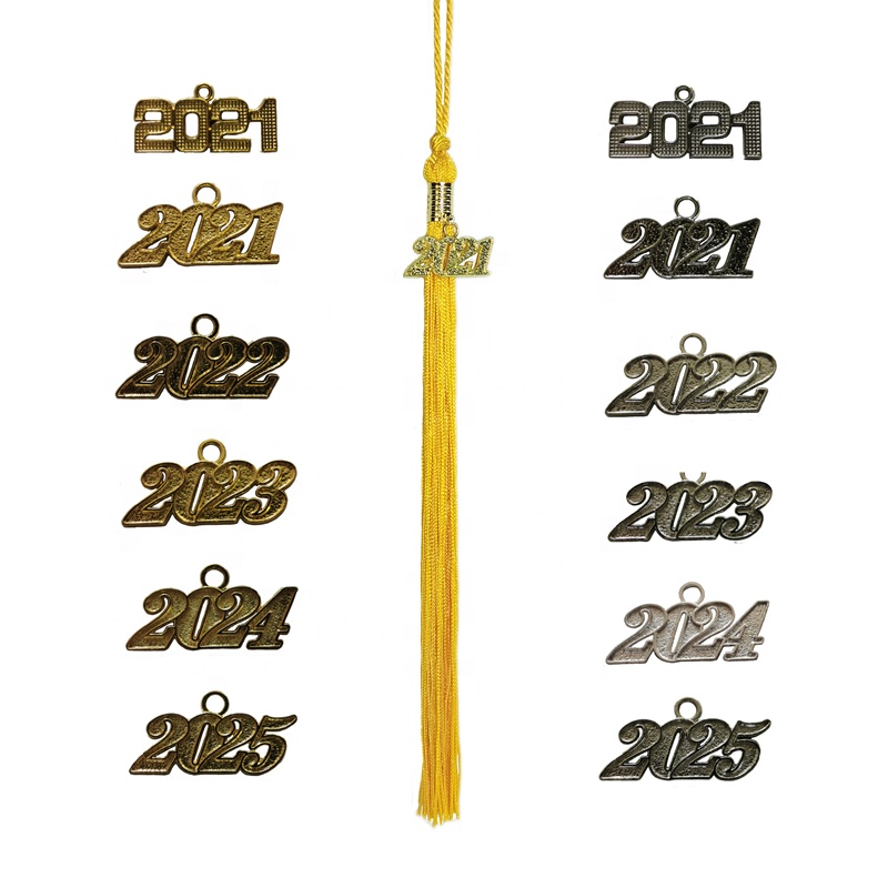 High Quality Graduation Gown Cap Tassels With Year Charm 2023 2024 2025 2026