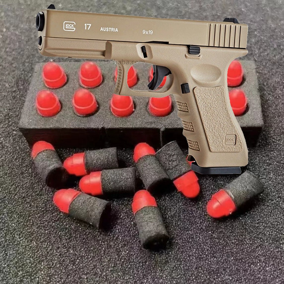 Wholesale G17 Soft Bullet Gun Toys Empty Hanging Bison Simulation Metal Alloy CS Toy Model Hand Robbery G17 Pistol Toy Guns