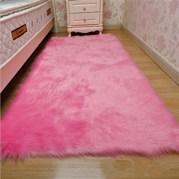 living room bedroom sheepskin lamb faux fur area rug carpet
