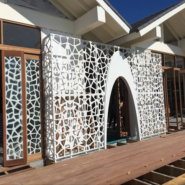 Factory Sale white/ silver gray or customized Exterior aluminum wall panel for Buildings with polyester paint