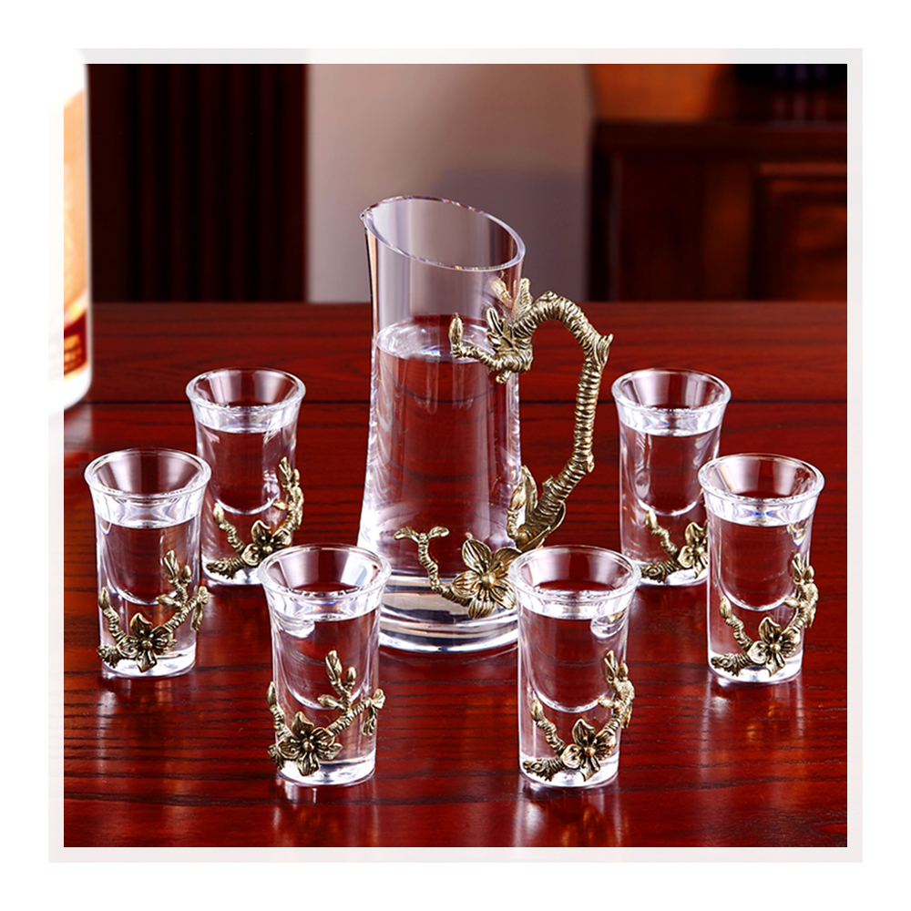 Gold foil liquor cup gift box set Jinshan Crystal wine divider one shot glass household spirit cup upscale wine glass set