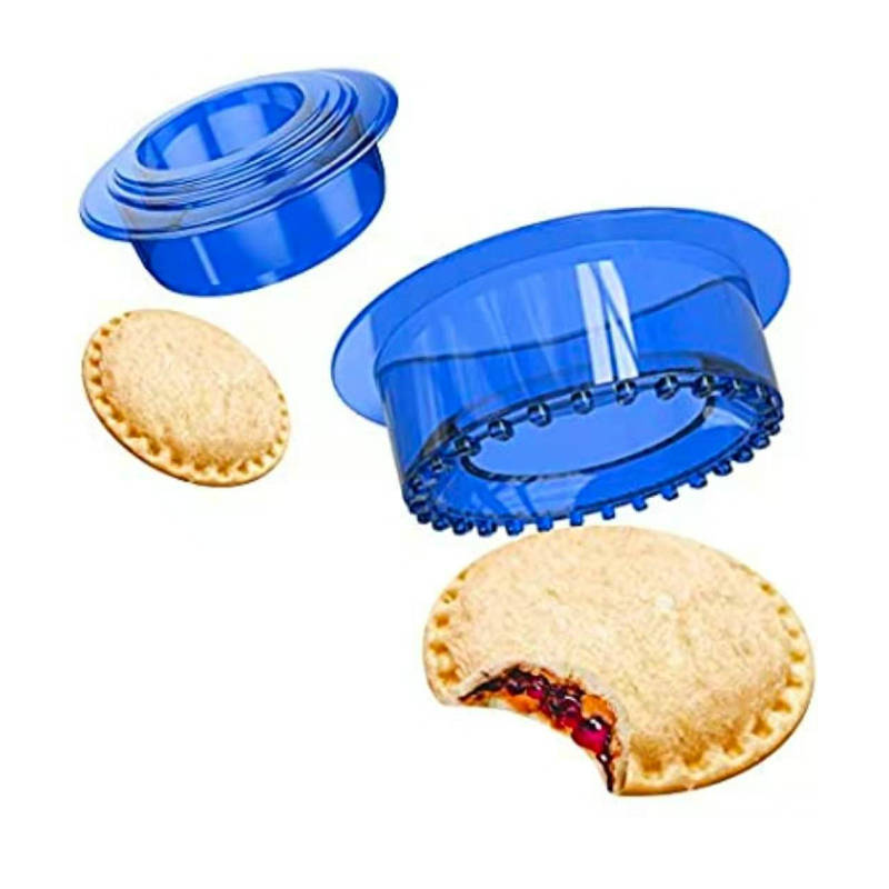 Hot selling custom 5 in 1 DlY round six-layer kids sandwich cutter mold for breakfast