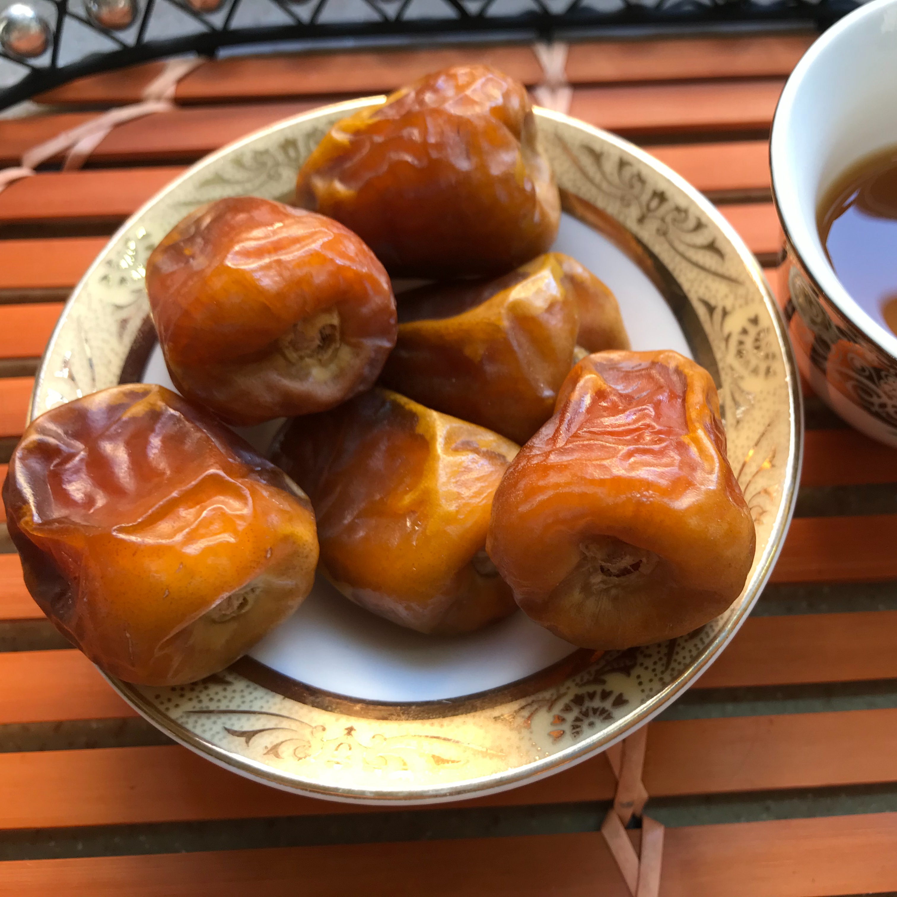 Sukkari Rutab | Прибытие из Alqasim происхождения класса люкс со сладким вкусом с отличной ценой предложение для большого количества.