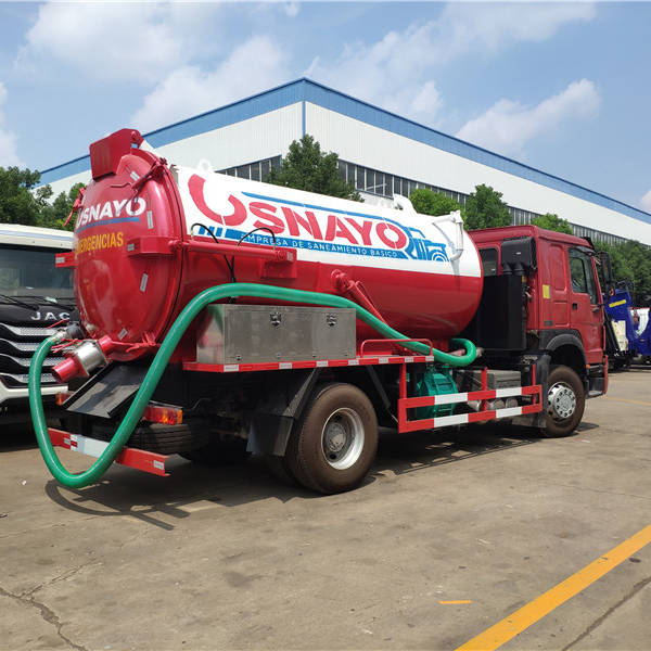 SINO TRUCK 290HP HOWO Sewer Cleaning Suction Tank Truck
