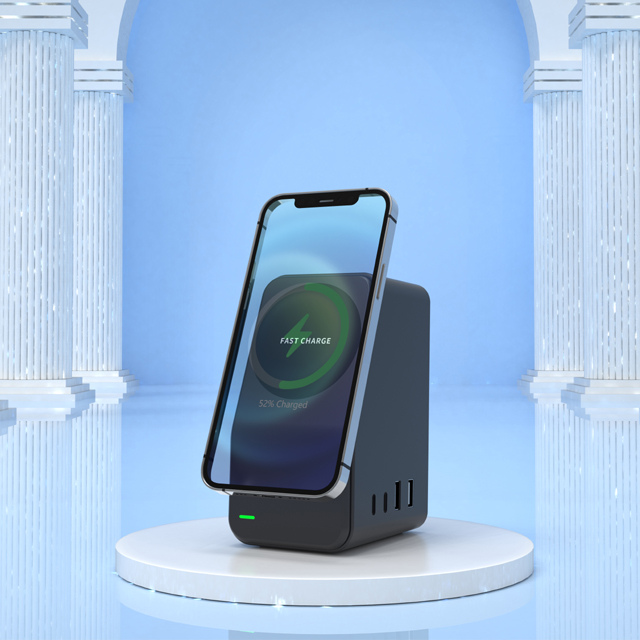 Smart Portable Qi Phone Holder Watch Earbud Universal Magnetic Wireless Charger Dock 5 in 1 Multiple Device