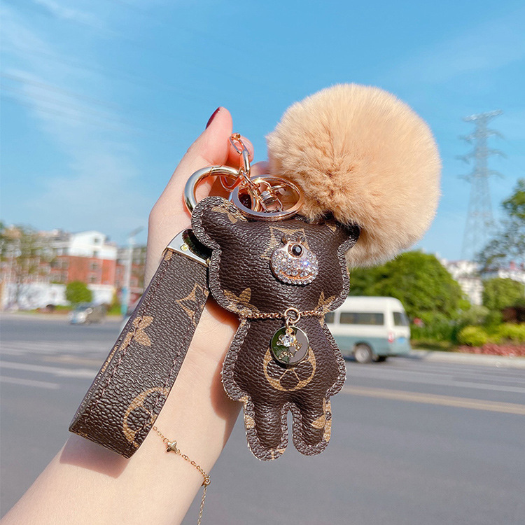 Hot selling fashion bear designer leather keyring charms fur pompom key chain luxury keychains