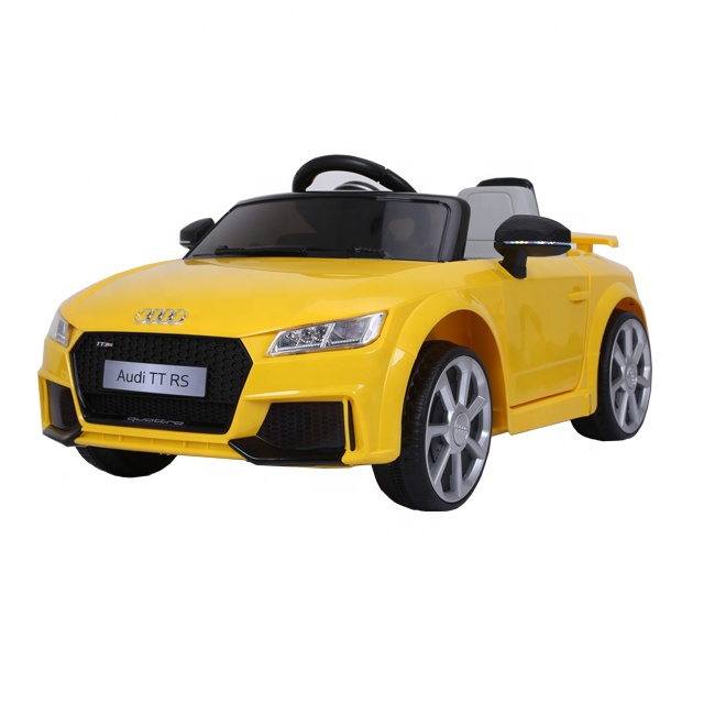Лицензионный автомобиль Audi TT RS для катания, Детский Электрический автомобиль с дистанционным управлением, детские электрические автомобили с питанием от аккумулятора для детей