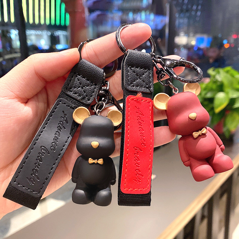 Высококачественный галстук-бабочка из смолы Bearbrick, брелок с кожаным ремешком, роскошные деловые подарки для пары, аксессуары, подвеска для автомобиля