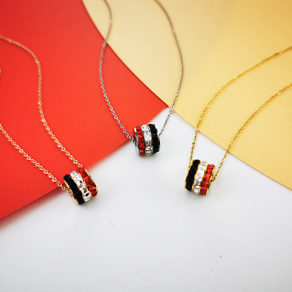 Simple temperament 2021 new net red retro clavicle chain girlfriends female pendant necklace