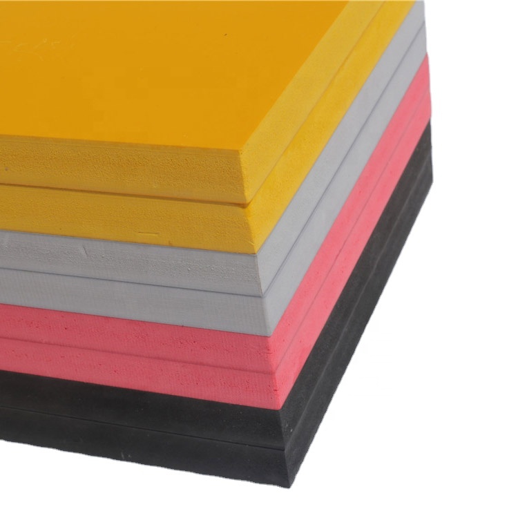 Best cell structure foam core color pvc flexible plastic sheet