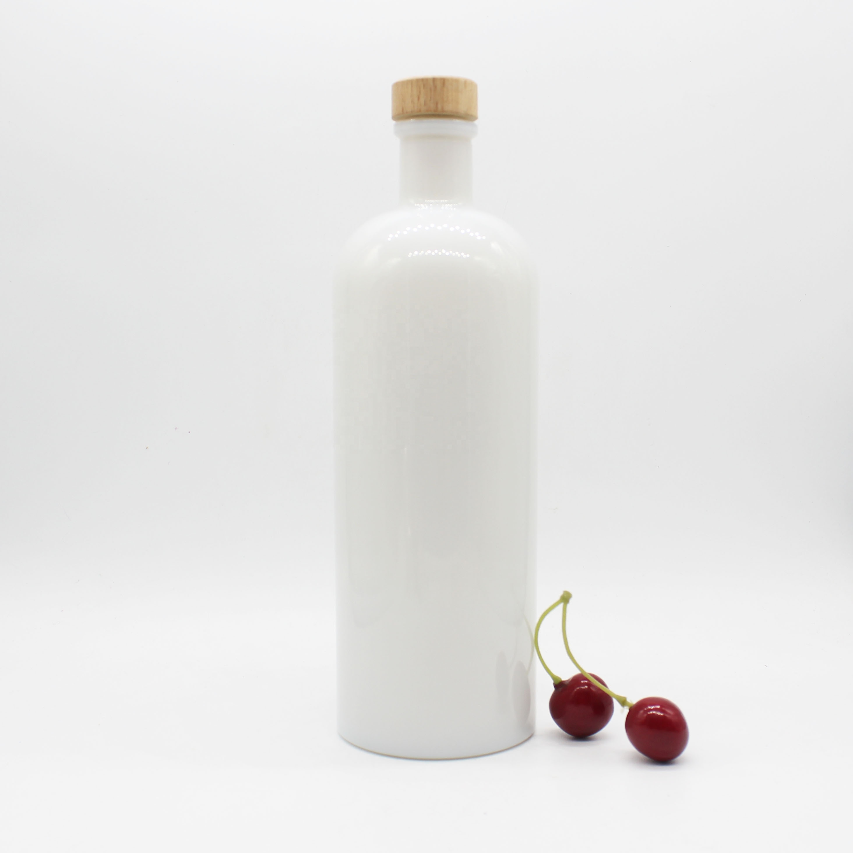 Glass Bottle Hot Stamping Wine Ceramic Style Beverage Bottle