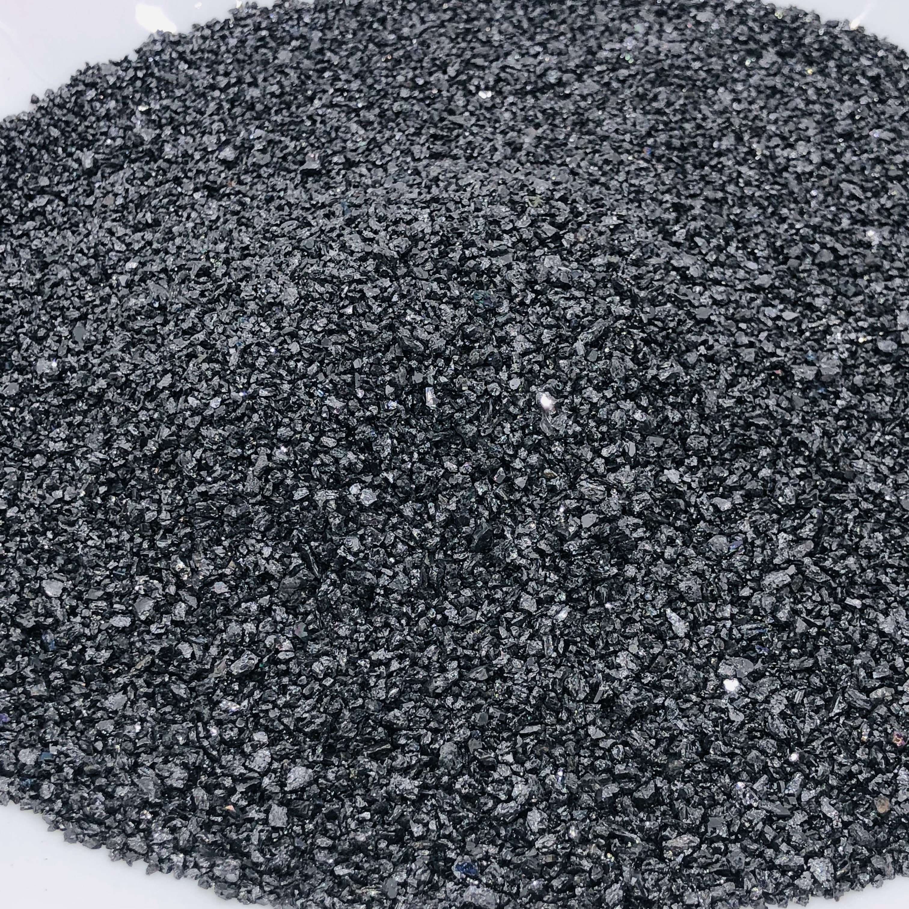 Hot Sale 0-1mm Black Silicon Carbide Sand Products for Sandblasting