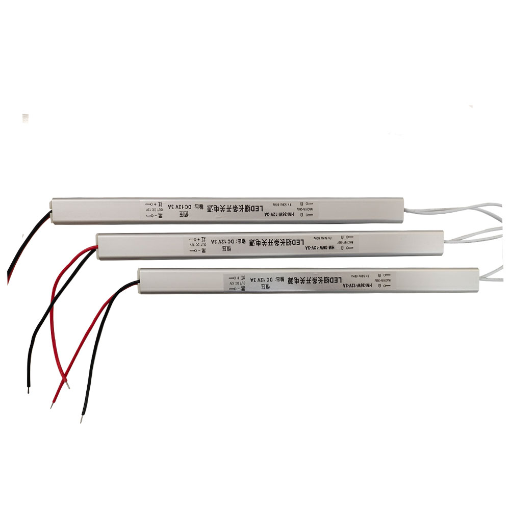 Поставщик фабрики ip67 Ac100-260V uont 12v/1A-8.33A 12 Вт-100 Вт Светодиодный драйвер Трансформатор освещения драйвер импульсный источник питания светодиодного табло
