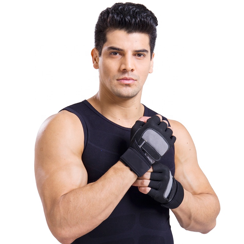 Adjustable Breathable Gym Training Gloves With Wrist Support For Fitness