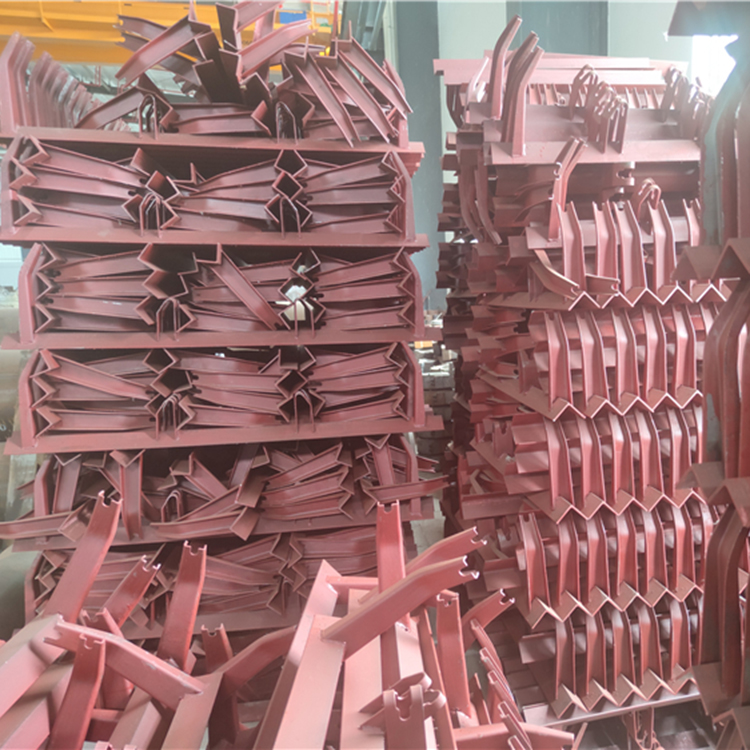 Factory Direct Mining Machinery Parts Iron Material Support Bracket