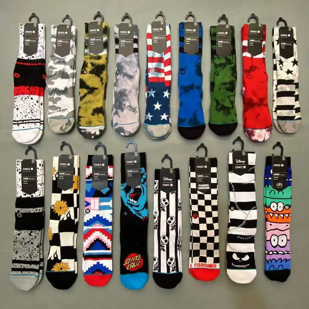 Wholesale custom designer socks famous brands tie dye socks sport cotton embroidery logo unisex stance socks