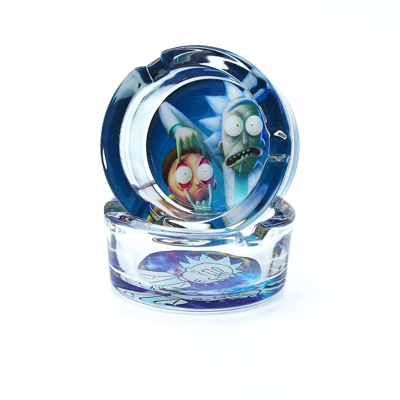 The new Rick and Morty ashtray cartoon sticker glass ashtray Rick and morty
