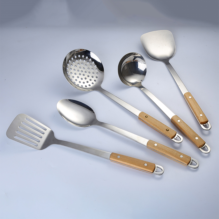 Hot sale 7 pcs cooking kitchen tools wood handle utensils stainless steel kitchenware with holder