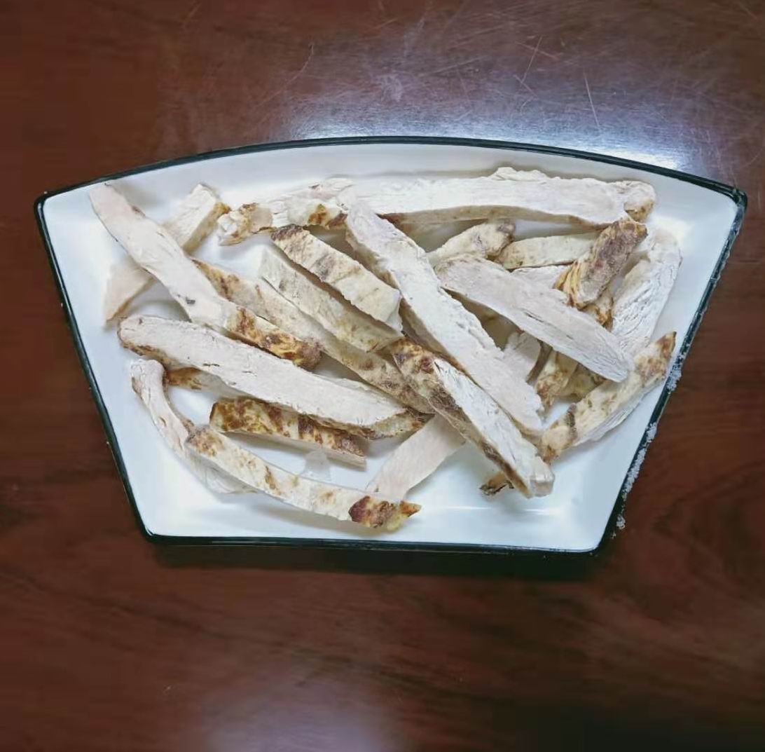 Полностью приготовленные полоски жареной куриной грудки
