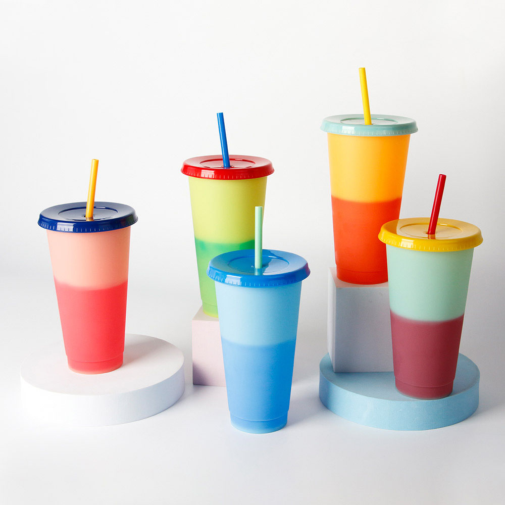 24oz Пластиковые Многоразовые холодной волшебный питьевой стаканы с крышкой и соломы изменения температуры цвета чашки изменение чашка кружка для кофе