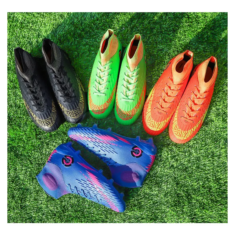 The latest design men's outdoor training shoes fashion short spike football shoes China factory professional manufacturing
