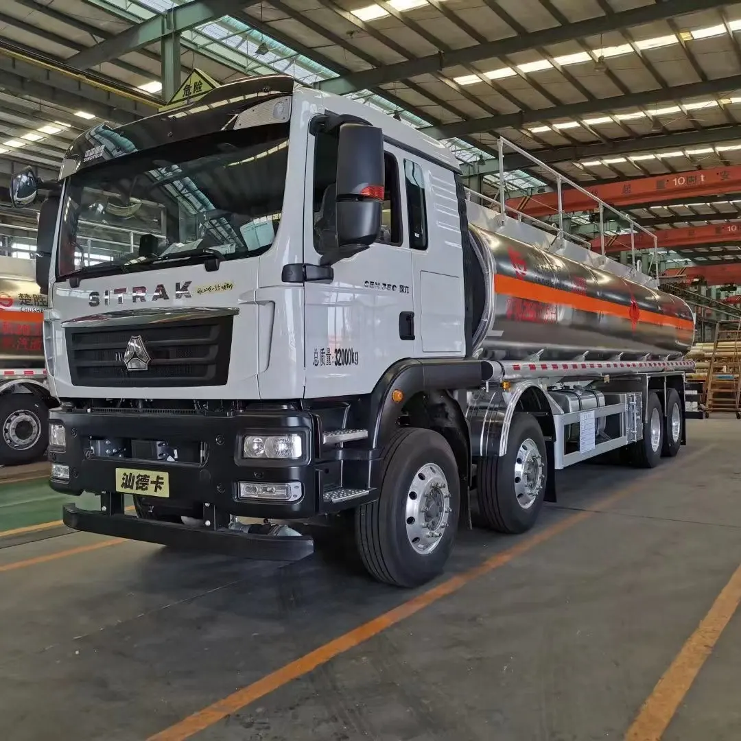 SINOTRAK aluminium alloy oil tank truck special truck vehicle factory direct supply