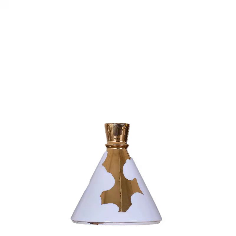 Nobleness white Gilt candlestick Modern home decoration accessories for home decor 3 pieces