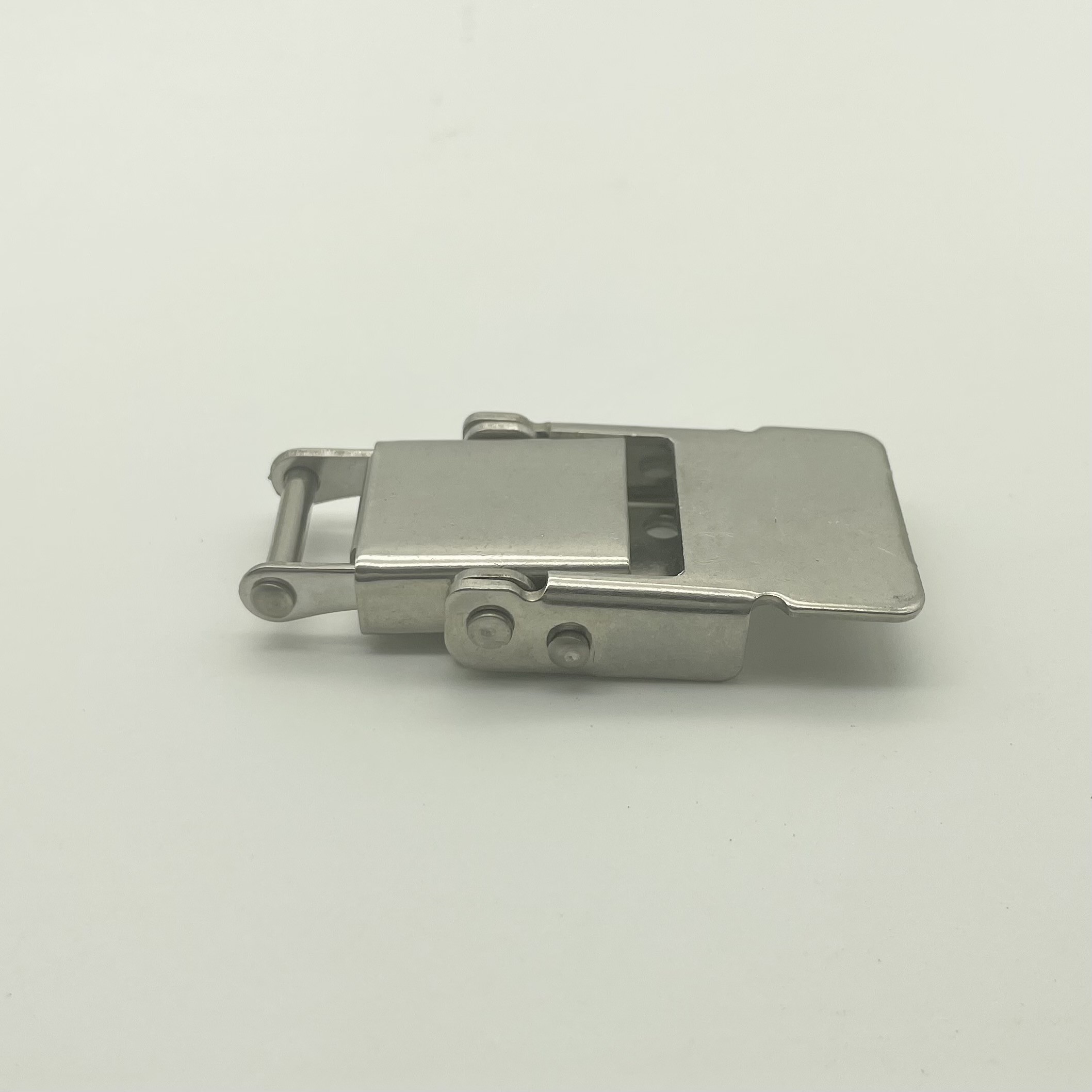 Thickened 304 stainless steel flat head buckle Tool box fastener for medical mechanical equipment accessories