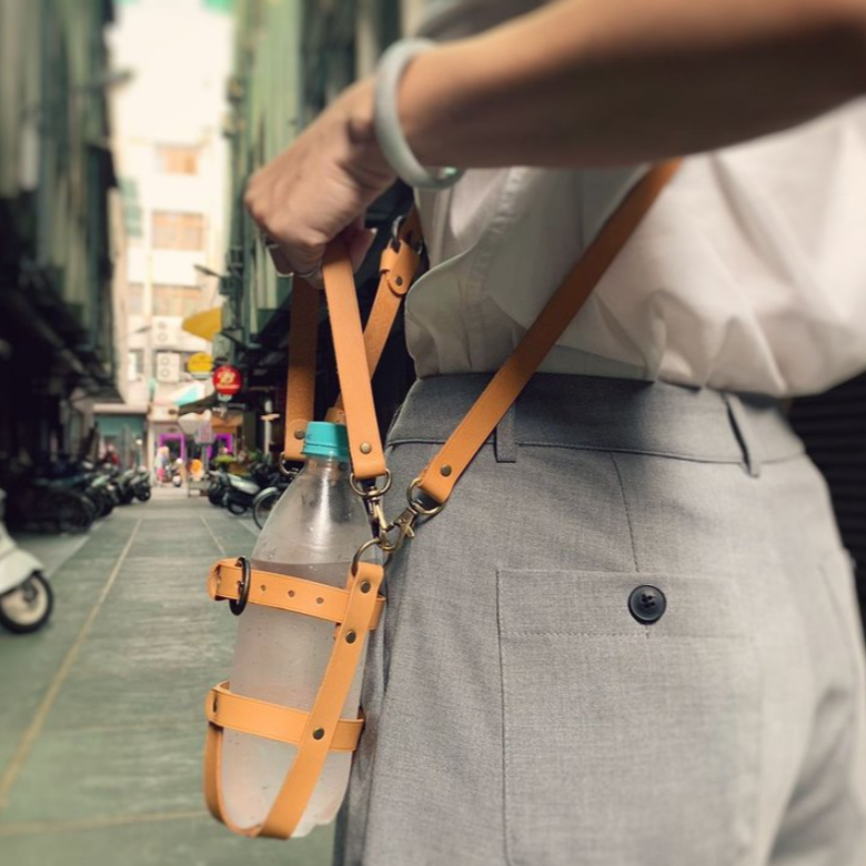 Recyclable Water Bottle Back Bag Carrier Portable Adjustable Leather Beverage Cup Carrying Strap