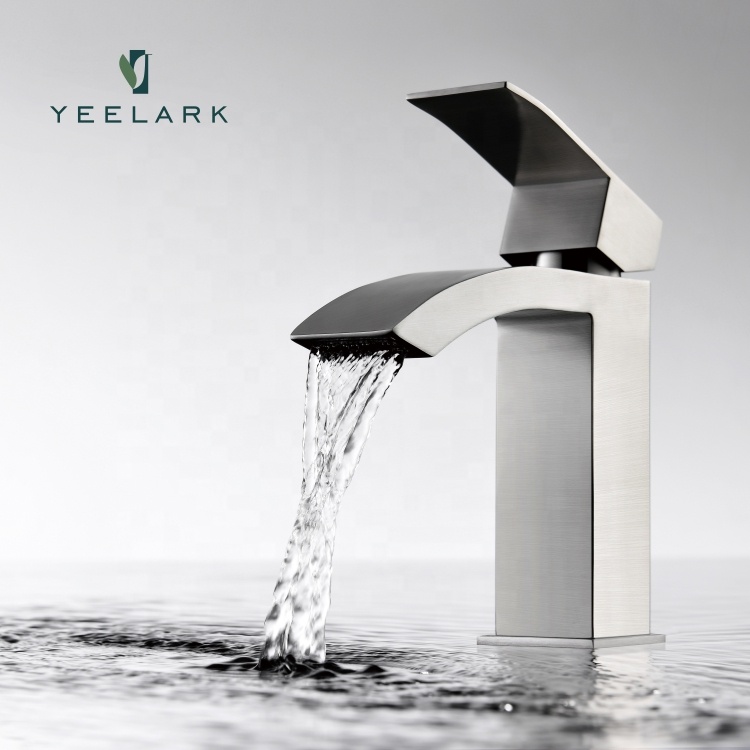 High Quality Fashion Design Deck Mounted Single Handle Brushed Nickel Bathroom Basin Faucet