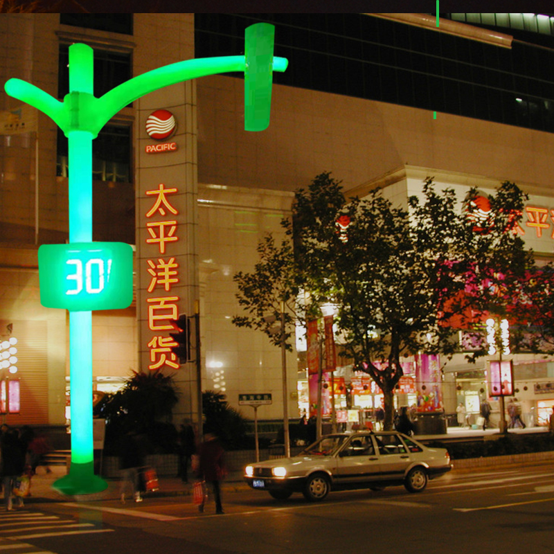 New arrival 150w solar led traffic light in road battery rechargeable waterproof traffic sign led street lights color changed