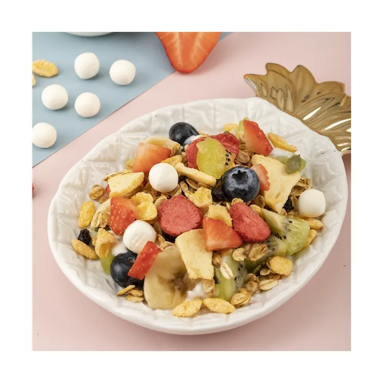 Good Taste Healthy Breakfast Oatmeal Crunchy Strawberry Cheese Cereal Oatmeal