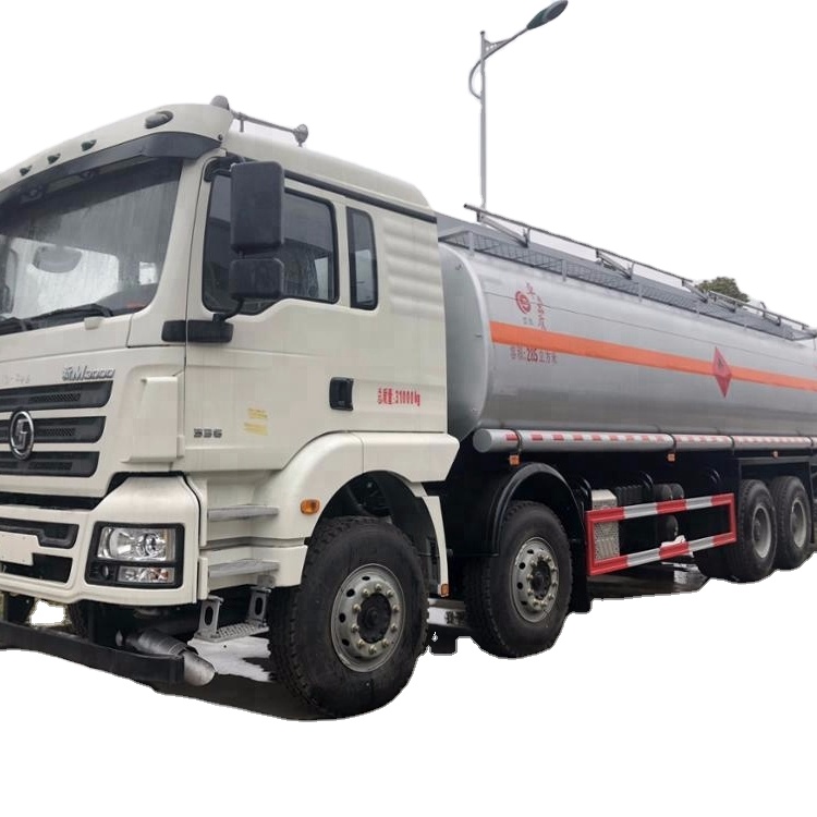 Грузовик Faw 8X4 29,4 куб. М для топливного бака