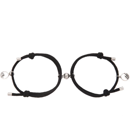2pcs Couple Magnet Attract Each Other Personality Couple Bracelet Men and Women Charm Girl Bracelet Jewelry Lover Gift