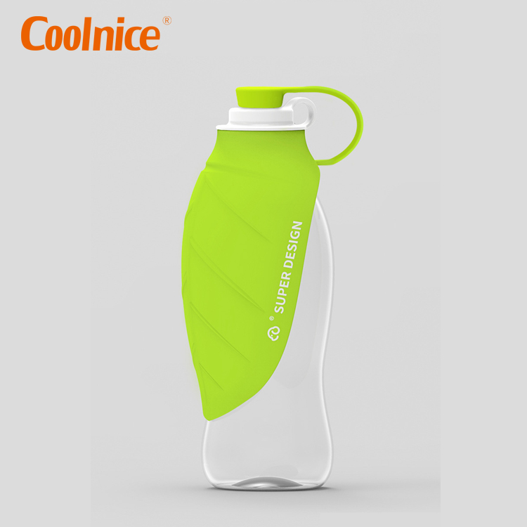 Amazon hot selling pet outdoor walking silicone foldable dog water bottle