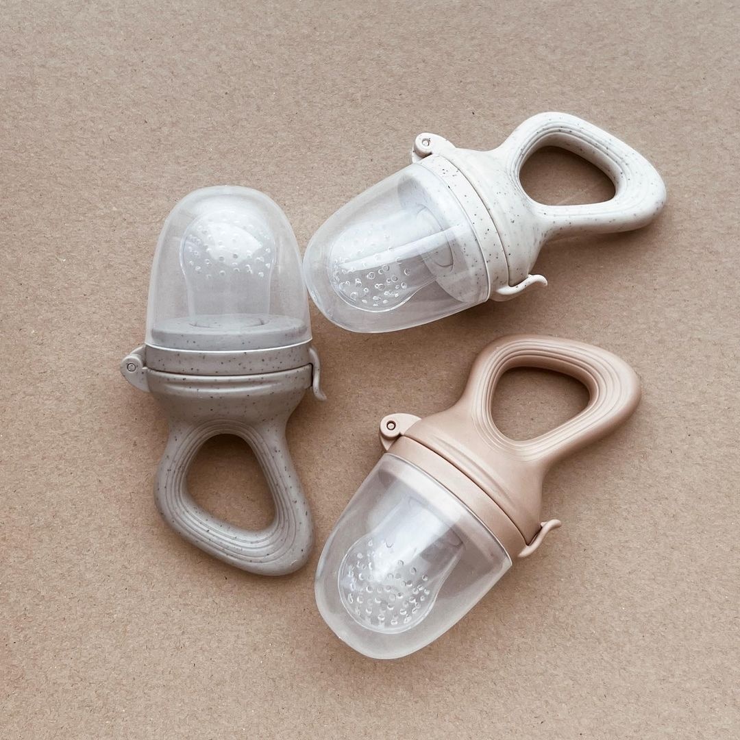 Wholesale 2024 Baby Products Teething Nipple Silicone Infant Fruit Feeder Pacifier Baby Feeder