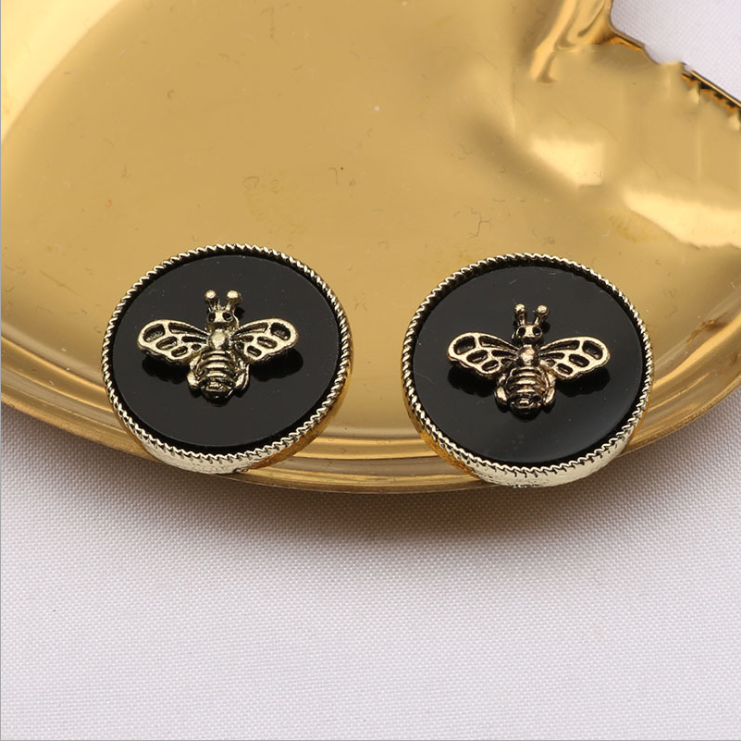 Round bee acrylic Earrings women's European and American retro fashion personality alloy jewelry