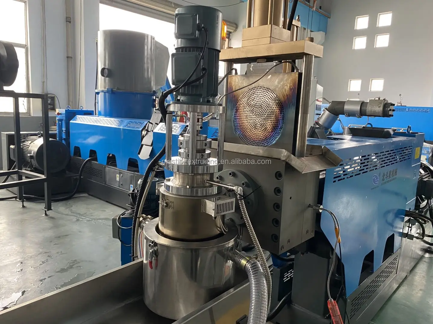 1000kghr Waste Plastic Pp Pe Film jumbo Woven Bag raffia Recycling Granulating Machine