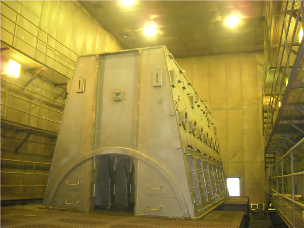 shot blasting equipment room sandblasting booth in Yantai supplier