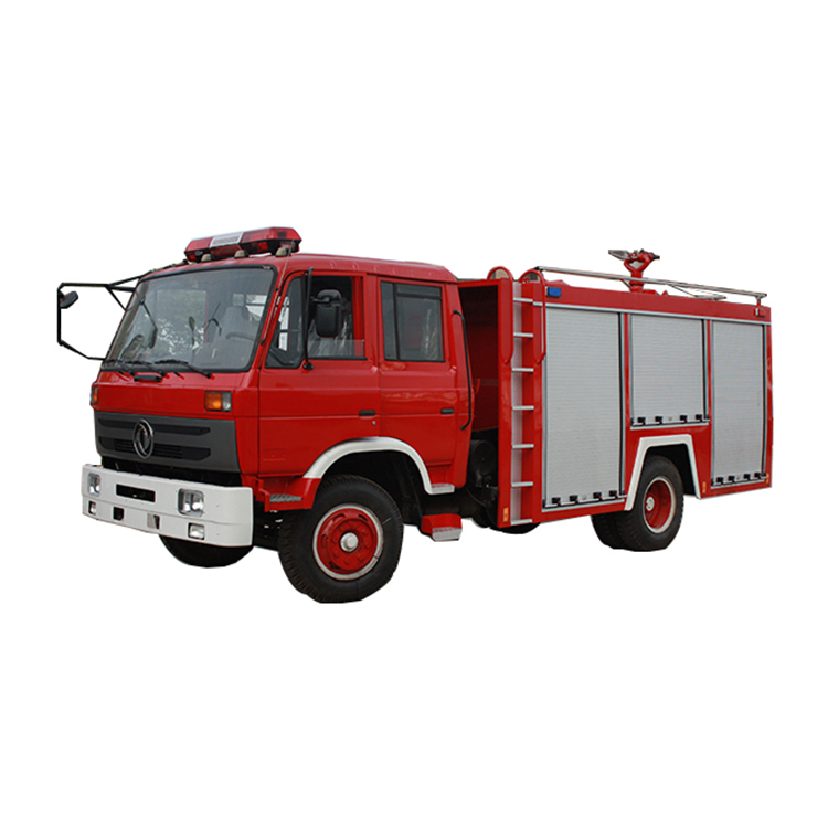 Новый пожарный автомобиль с правым рулем