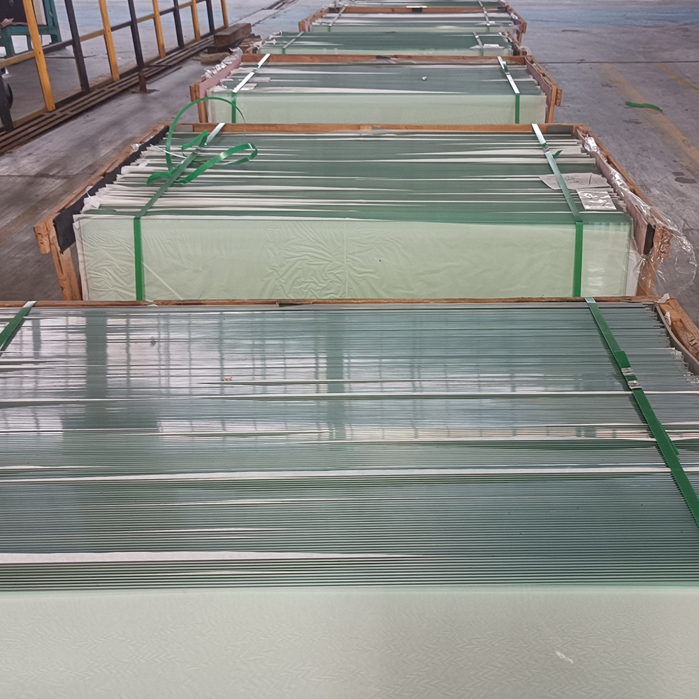 hospitality construction cheap manufacturer 10mm thick exterior clear windows tempered glass panel