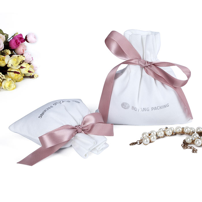 Wholesale Factory Custom Drawstring Packaging Velvet Pouch white Jewelry Bag Custom logo