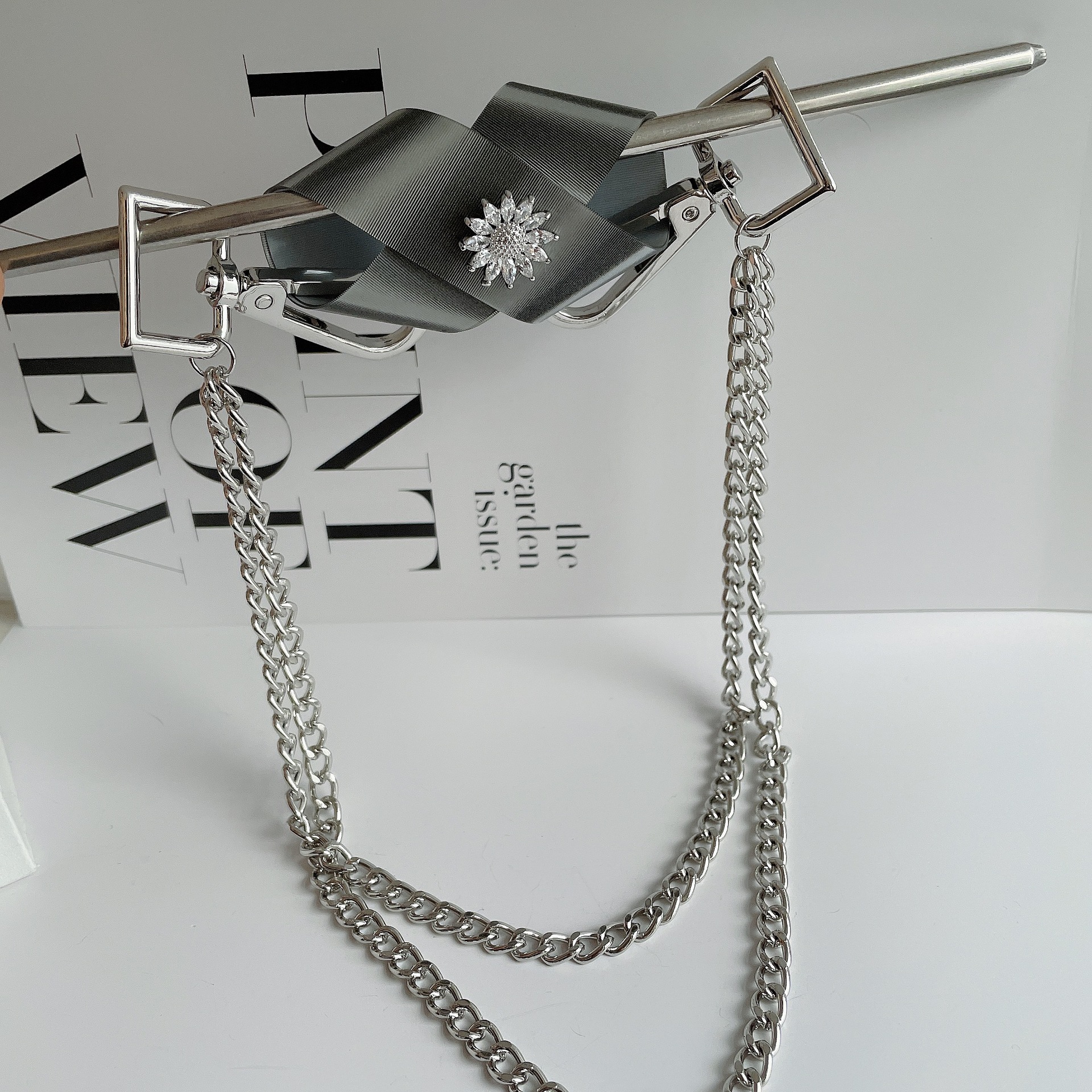 New Bow Chain Flash Rhinestone Crystal Hairpin Long Tassel Chain Hair Fork