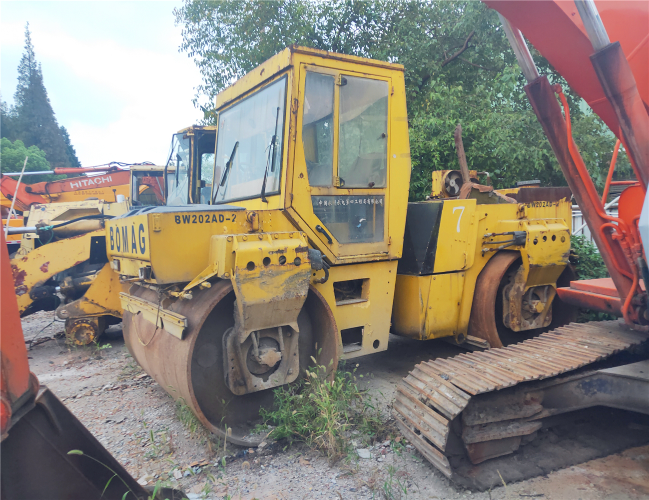 Used secondhand Bomag Roader Roller BW202 BW217D-2 BW219DH-3 BW226DH-4 For sale with good performance and good condition